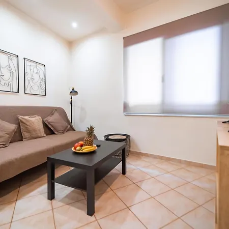 Rosso 3 Centre Apartment *