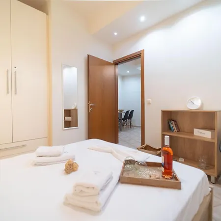 Rosso 3 Centre Apartment Heraklion (Crete)